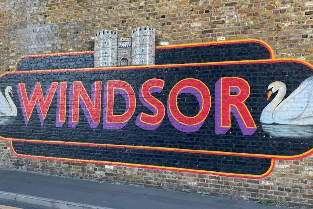 Windsor Cottage: Cosy, Charming, Full Of Character Exterior photo